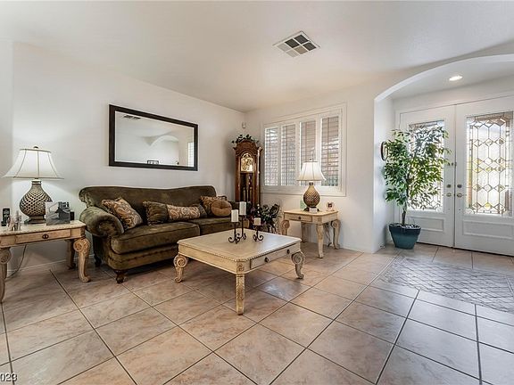 5th image of 2729 Carolina Blue Ave