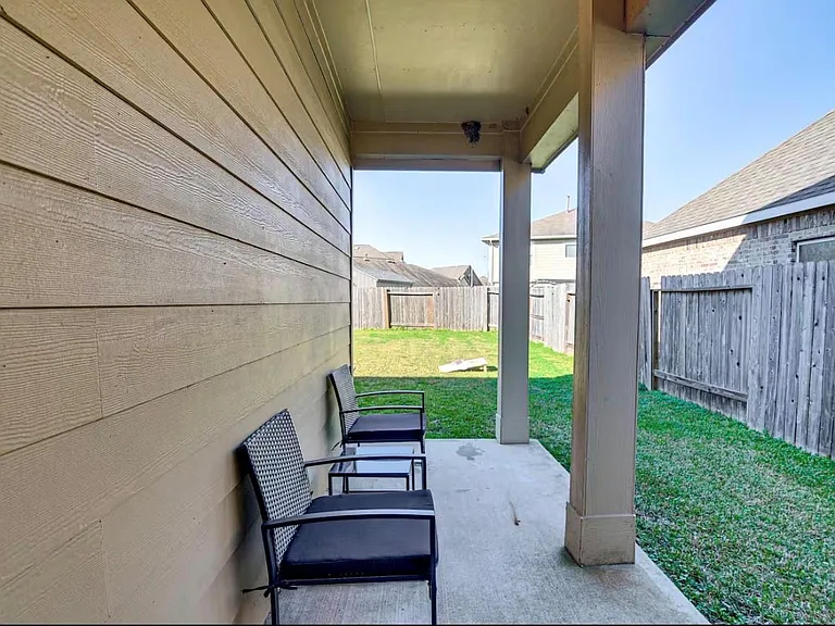 15015 Winter Valley Ct — Photo 32