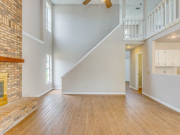 5th image of 1515 Dess Dr
