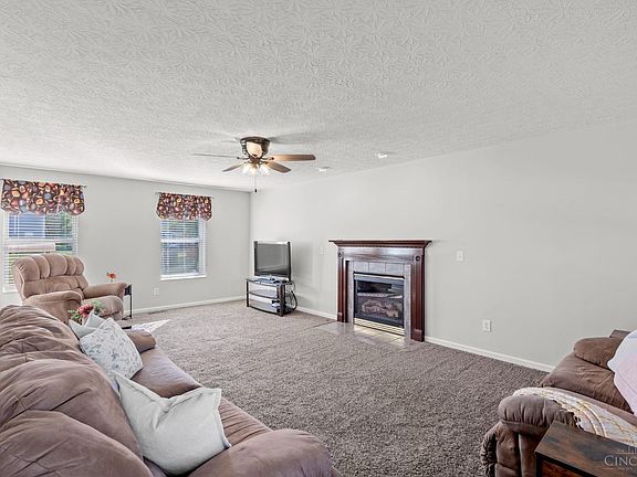 4th image of 80 Heritage Trail Dr