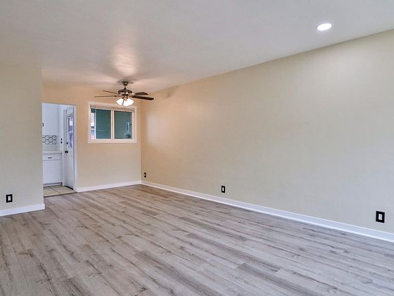 4th image of 757 Baylor Ave #757
