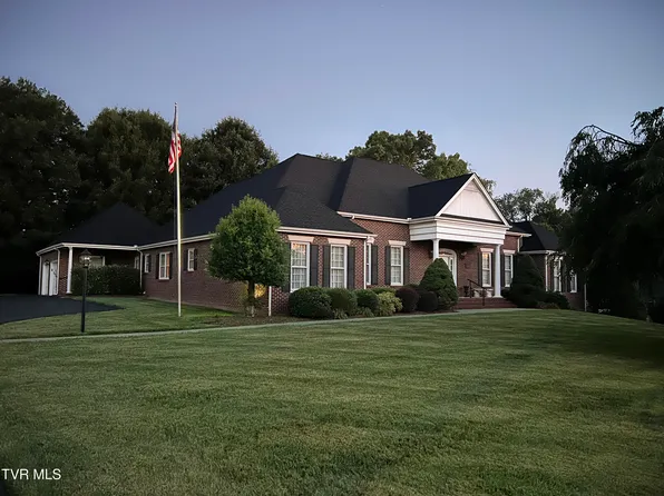 926 Millercrest Dr, Johnson City, TN 37604