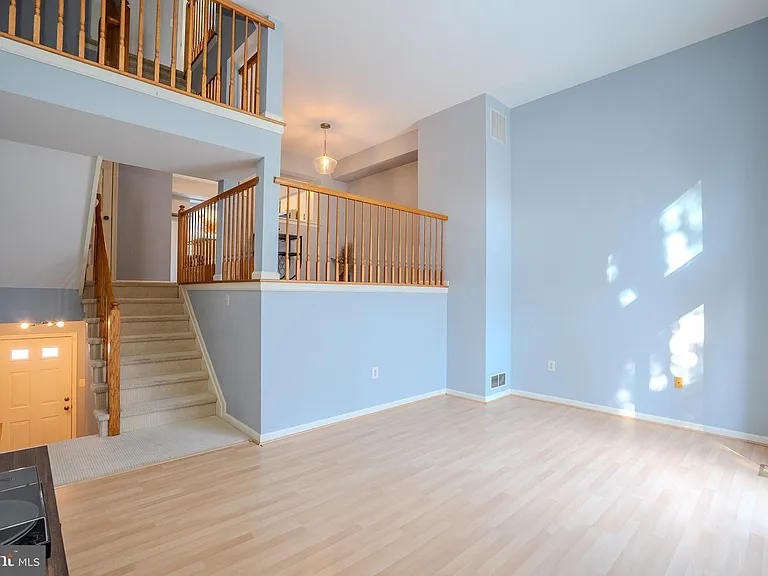 128 S Barrow Pl — Photo 6