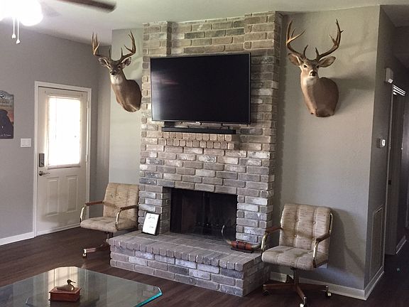 3rd image of 106 Fernwood Cir
