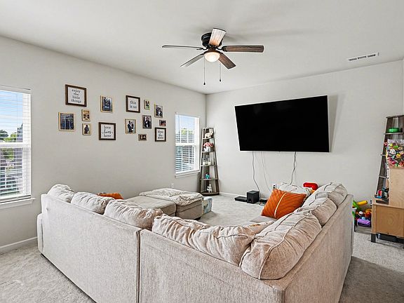 5th image of 4616 Fontwell Ln