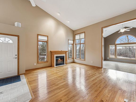 3rd image of 4818 Moon Lake Cir