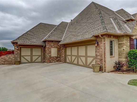 2nd image of 15404 Kestral Lake Dr