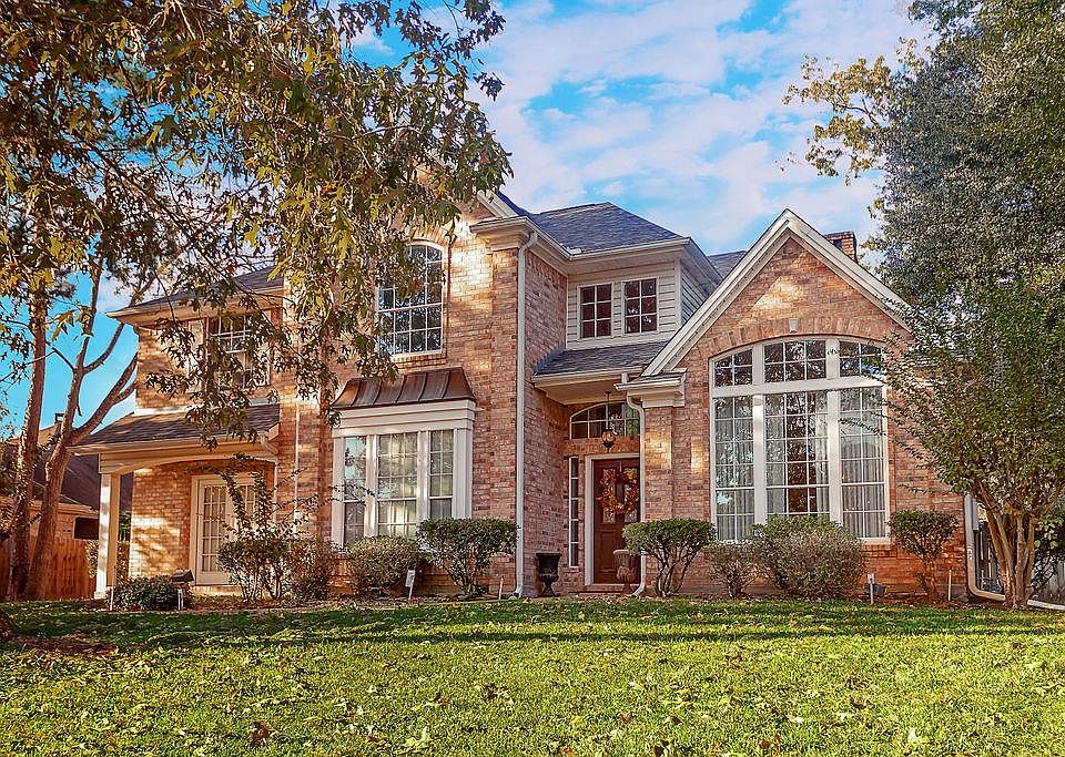 1st image of 501 Crown Colony Dr