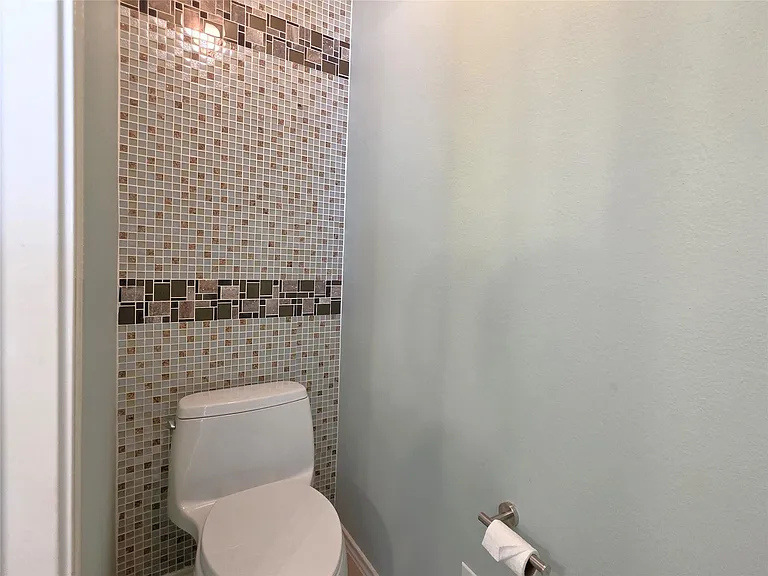 10038 Barr Lake Dr — Photo 21
