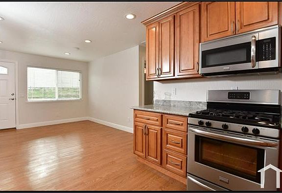 4th image of 675 Hamline St Unit C