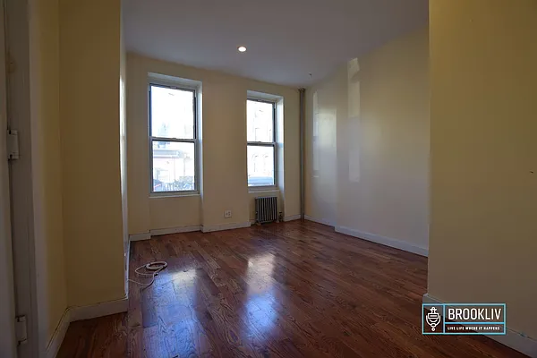 Rented by null | media 29