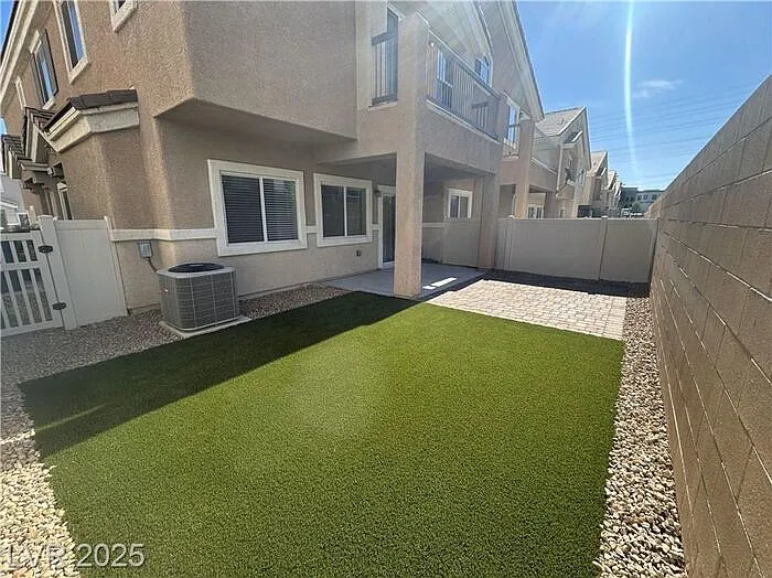 2327 Koho Dr #102 — Photo 24