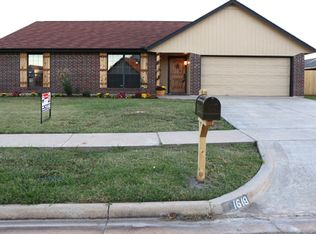 1619 SE Walnut Creek Rd, Lawton, OK 73501