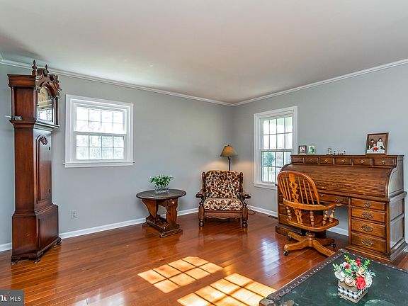 5th image of 2310 Shepherd Ct
