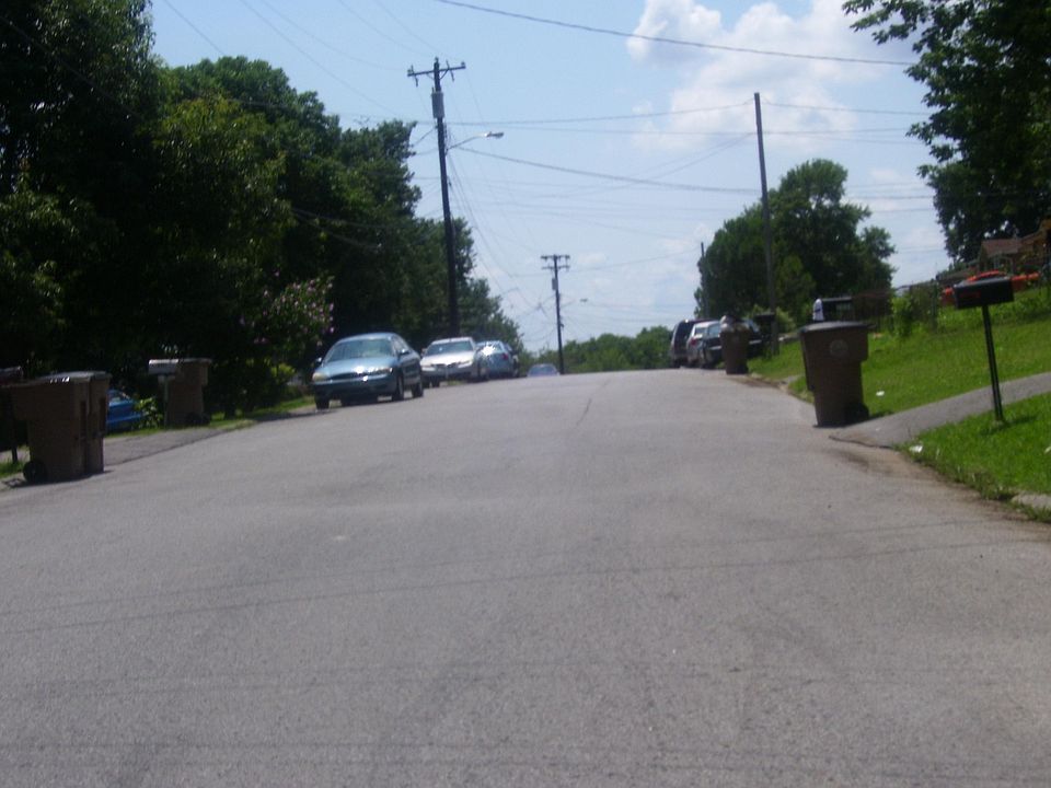 1st image of 2521 Bethwood Dr