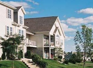 820 Garden Dr APT 29, Sun Prairie, WI 53590