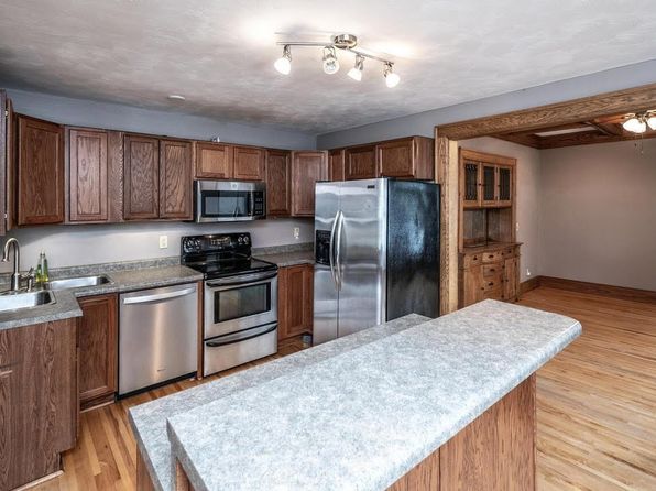 979 Marshall Ave UNIT 1