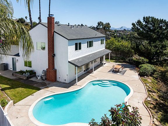 3rd image of 9841 Mozelle Ln
