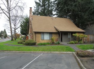 588 NE Jackson Village Loop, Hillsboro, OR
