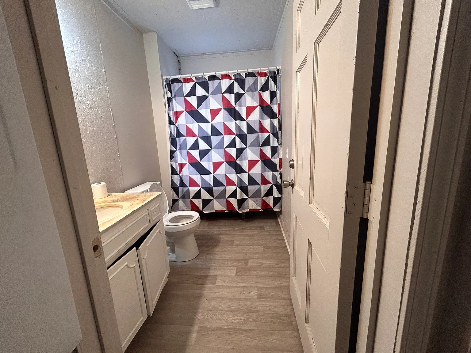 2 bed, 733 sqft, $550 — Photo 4