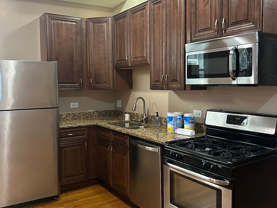 1st image of 1807 S Ashland Ave #2