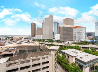 2000 Bagby St APT 13428, Houston, TX 77002