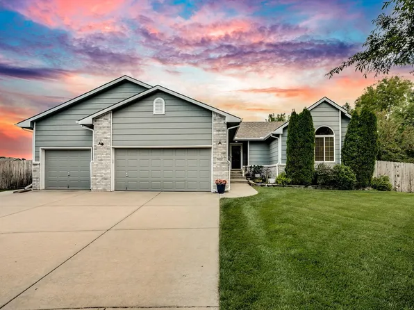 2910 N Cardington Ct, Wichita, KS 67205