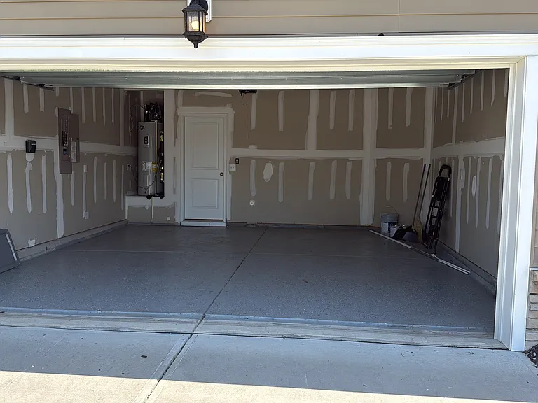 1633 Trembley Park Dr — Photo 32