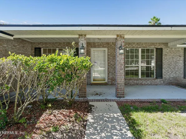 1254 MCGIRTS CREEK Drive E, Jacksonville, FL 32221
