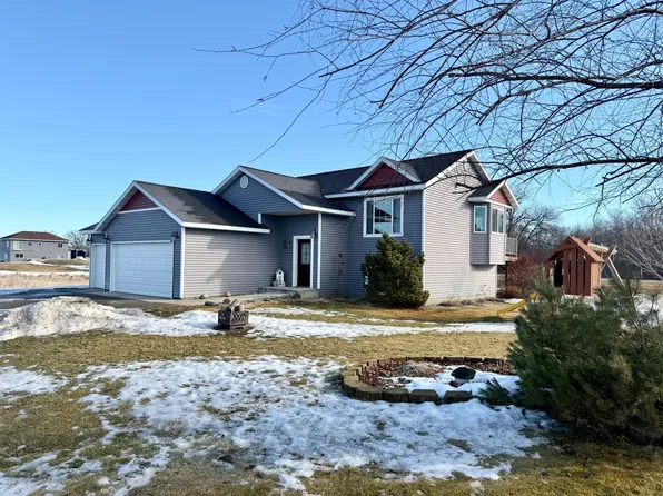8561 Talon Rd NW, Garfield, MN 56332