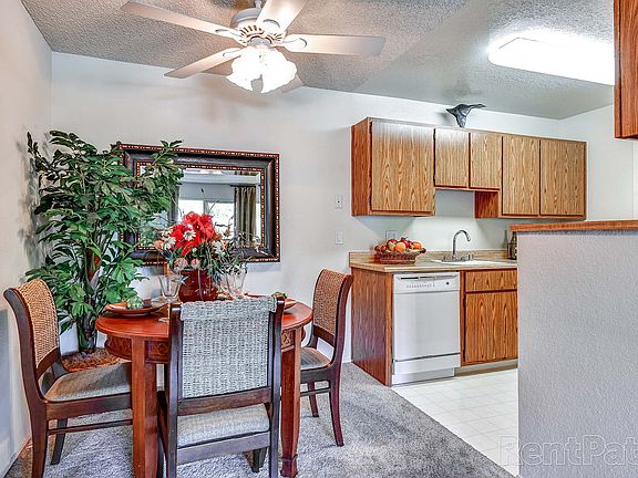 3rd image of 125 Cedar Pointe Loop #116