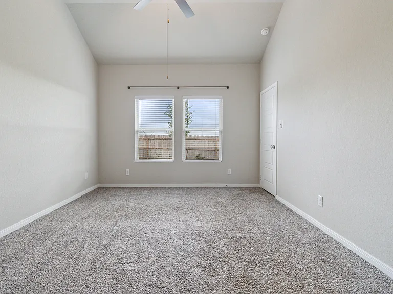 1033 Windflower — Photo 13