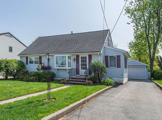 91 Field Rd, Clifton, NJ 07013