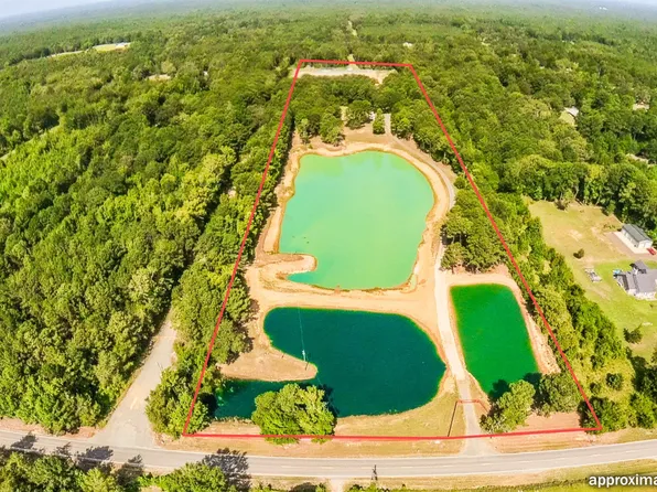 4889 County Road 322, De Berry, TX 75639