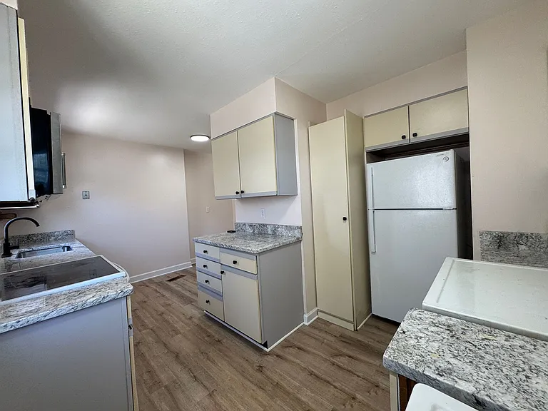 3415 Center Dr — Photo 6