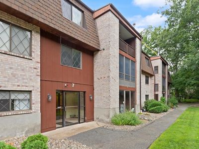 7 Greenbriar Dr APT 207, North Reading, MA, 01864