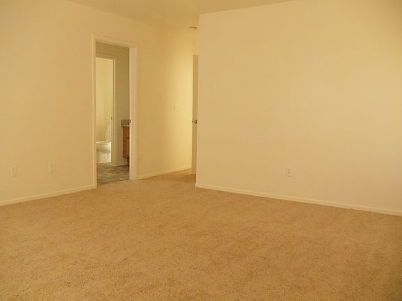5th image of 4512 Little Wren Ln