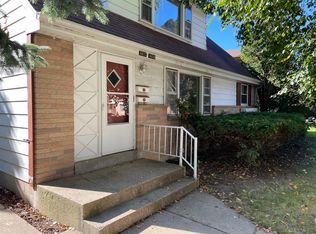 8817 W Herbert Ave, Milwaukee, WI 53225