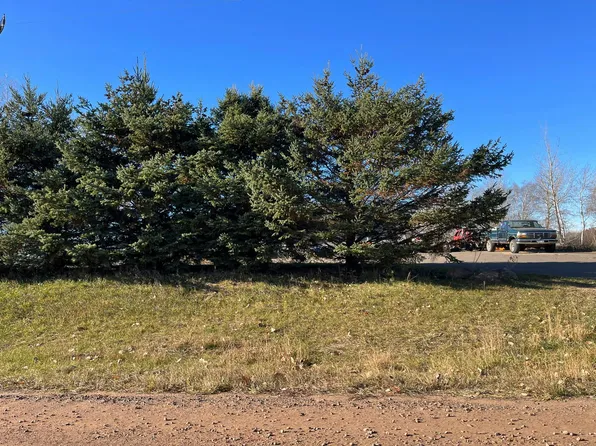 27828 Tucker St NE, Isanti, MN 55040