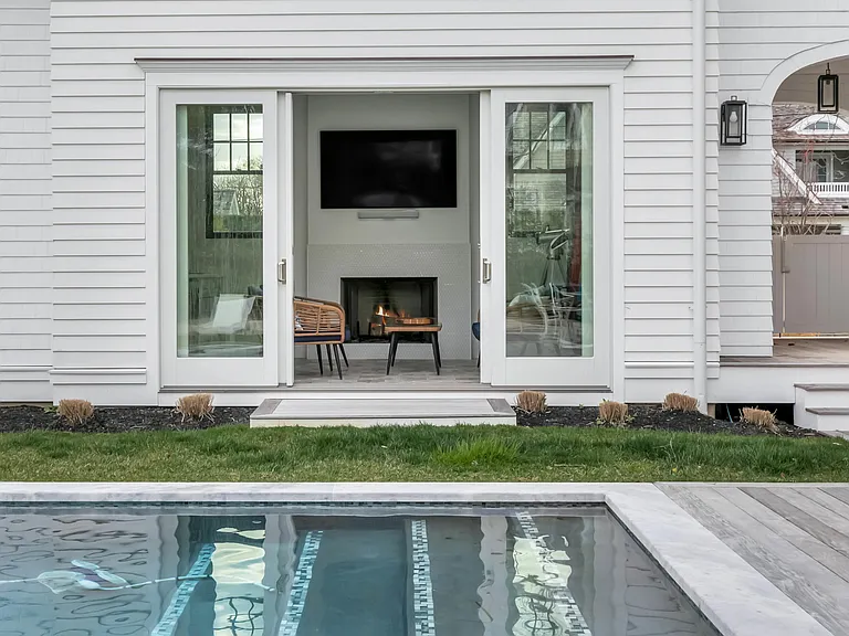 27 Tuttle Ave — Photo 43