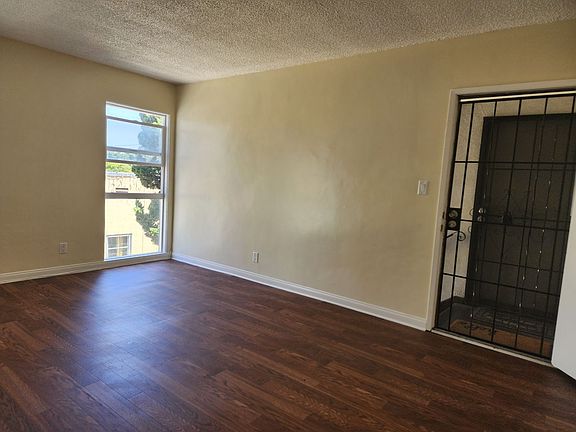 4th image of 5820 Rose Ave APT 7