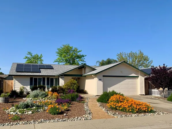 9557 Helio Dr, Sacramento, CA 95827