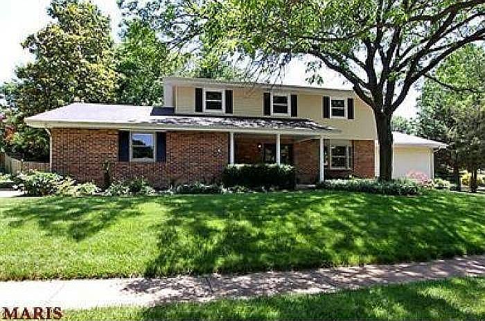 Beautiful 1.5 story home