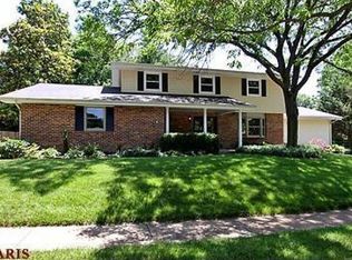 12930 Somerton Ridge Dr, Saint Louis, MO 63141