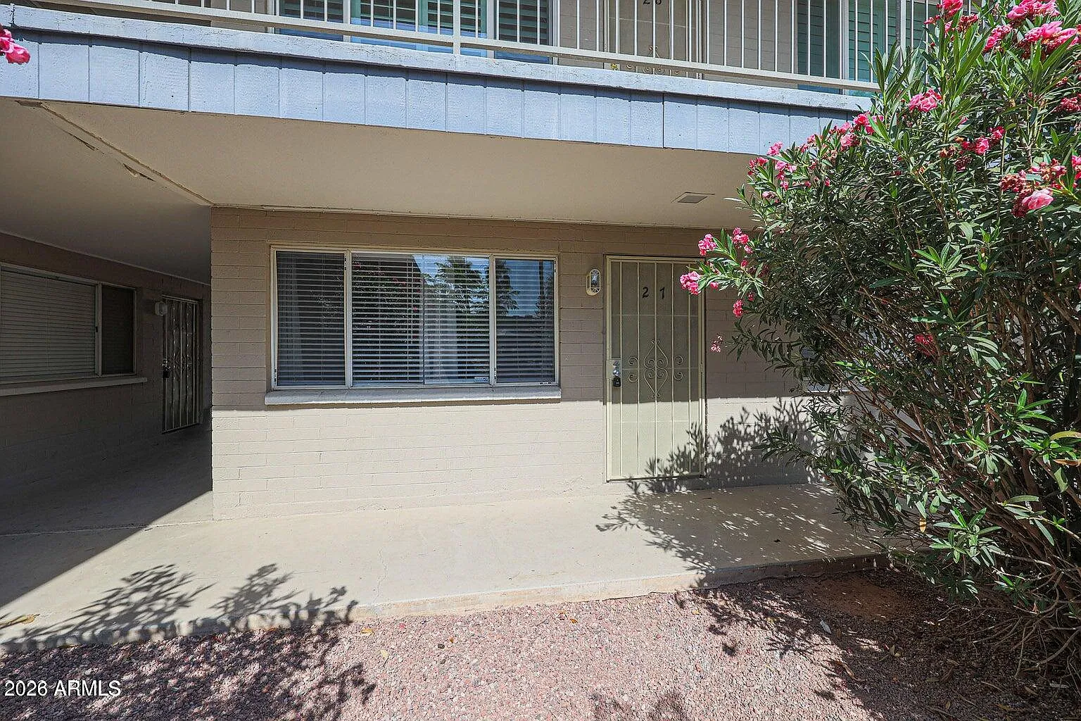 1 bed, 1.0 bath, 784 sqft, $1,300 — Photo 4