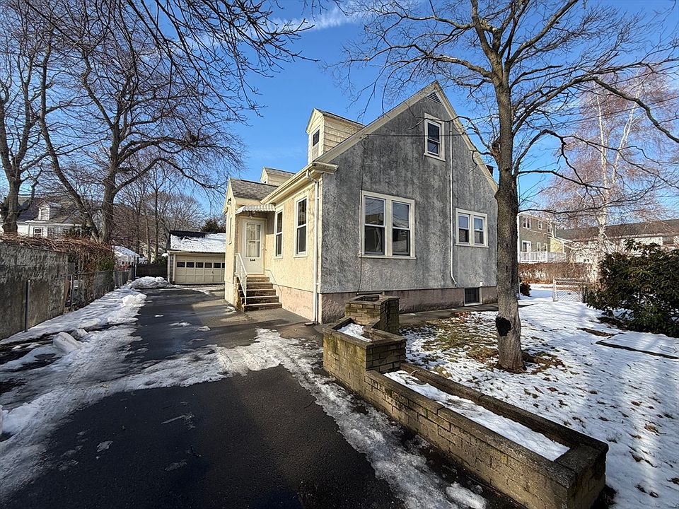 1st image of 16-16 Willard St #A