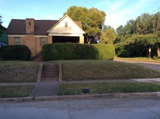 2567 Stadium Dr, Fort Worth, TX 76109