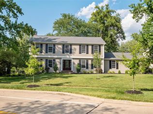 14373 Markham Ln, Chesterfield, MO 63017