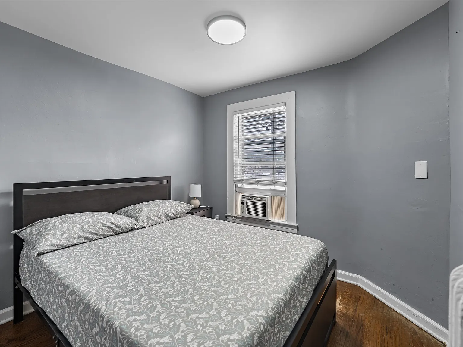 3 bed, 2.0 bath, $2,600 — Photo 2