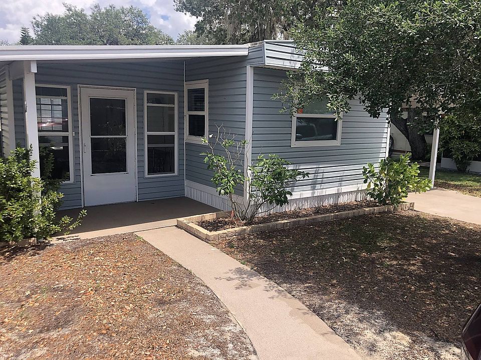 1st image of 2930 Vine Ln